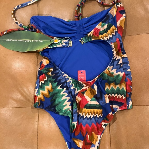 Farm Rio Chevron Toucan One Piece Blue Swimsuit 
Size XS - Picture 5 of 7